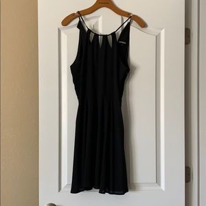 Black sleeveless dress